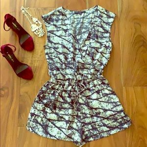 One Clothing Navy and White Sleeveless Romper